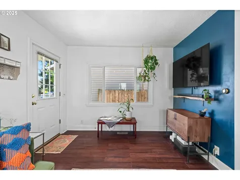609 NE 93rd Avenue Portland OR 97220