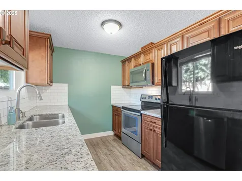 10970 SW 82nd Avenue Portland OR 97223