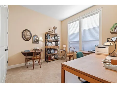 10701 NW 35th Avenue Vancouver WA 98685