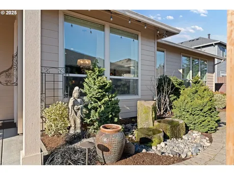 10701 NW 35th Avenue Vancouver WA 98685