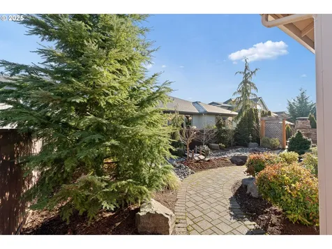10701 NW 35th Avenue Vancouver WA 98685