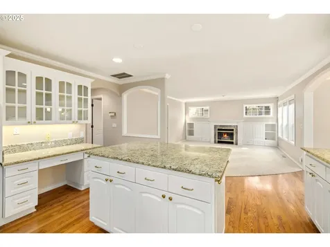 2170 Woodscape Court SE Salem OR 97306