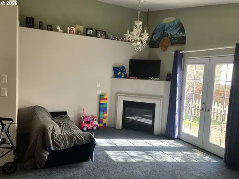 695 Mary Drive Molalla OR 97038