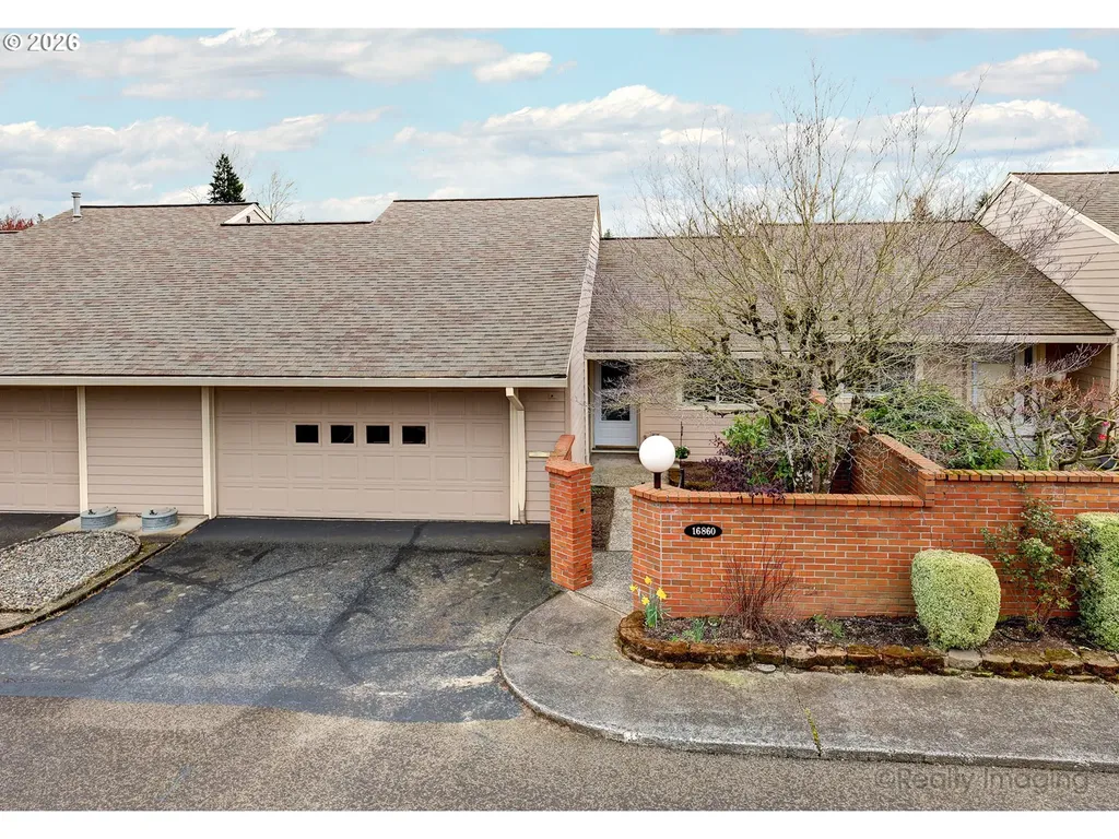 16860 SW Camino Drive King City OR 97224