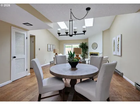16860 SW Camino Drive King City OR 97224