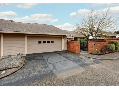 16860 SW Camino Drive King City OR 97224