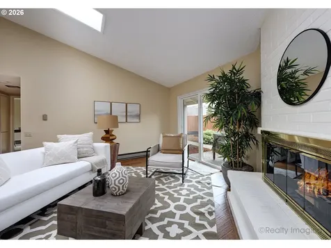 16860 SW Camino Drive King City OR 97224