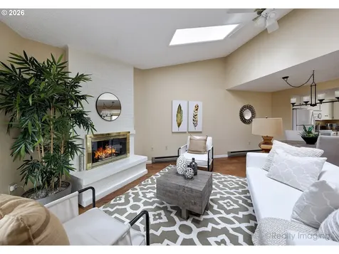 16860 SW Camino Drive King City OR 97224