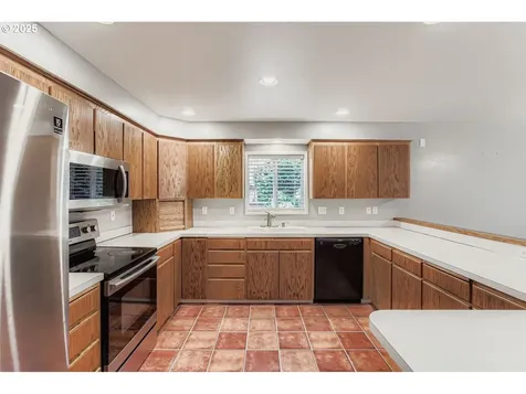 10832 SE Stephens Street Portland OR 97216
