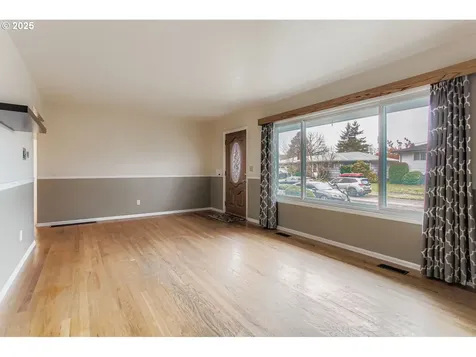 10832 SE Stephens Street Portland OR 97216
