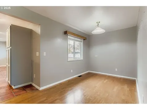 10832 SE Stephens Street Portland OR 97216