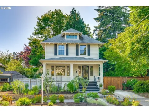 1927 NE 24th Avenue Portland OR 97212