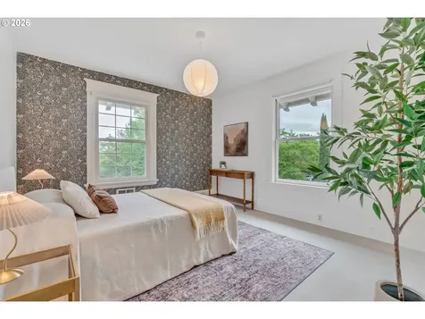 1927 NE 24th Avenue Portland OR 97212