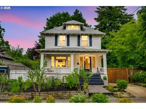 1927 NE 24th Avenue Portland OR 97212