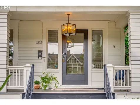 1927 NE 24th Avenue Portland OR 97212