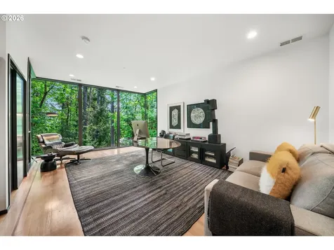 432 NW Royal Boulevard Portland OR 97210