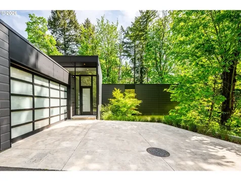 432 NW Royal Boulevard Portland OR 97210