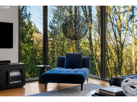 432 NW Royal Boulevard Portland OR 97210