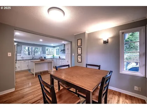 9103 SE Knapp Street Portland OR 97266