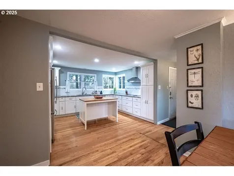 9103 SE Knapp Street Portland OR 97266