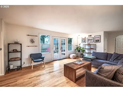 9103 SE Knapp Street Portland OR 97266