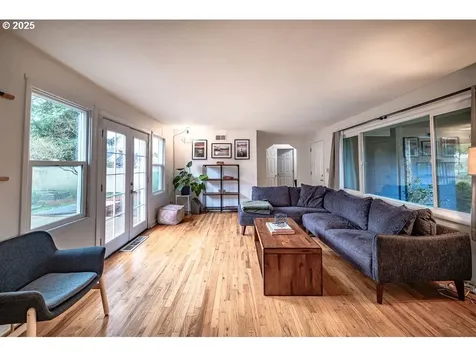 9103 SE Knapp Street Portland OR 97266