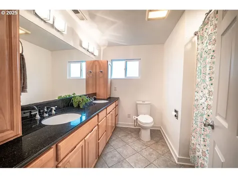 9103 SE Knapp Street Portland OR 97266