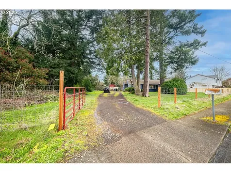 9103 SE Knapp Street Portland OR 97266