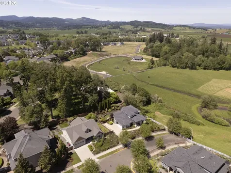 2631 NW Merlot Drive Mcminnville OR 97128