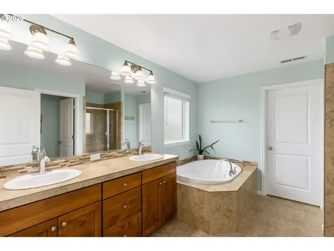 1067 Parkside Avenue Forest Grove OR 97116