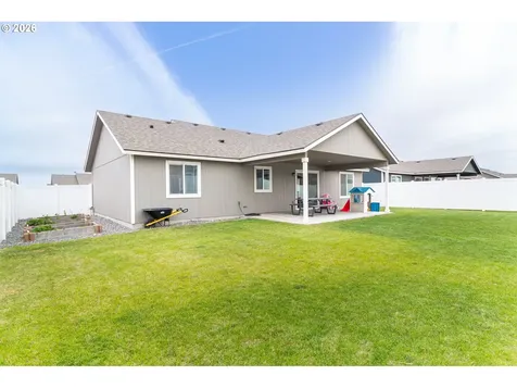 272 Renee Avenue Umatilla OR 97882