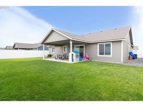 272 Renee Avenue Umatilla OR 97882