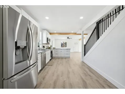 2134 Everett Avenue North Bend OR 97459