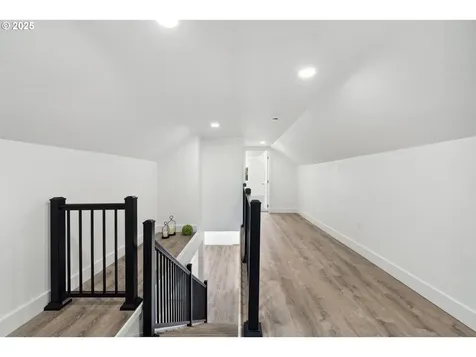 2134 Everett Avenue North Bend OR 97459