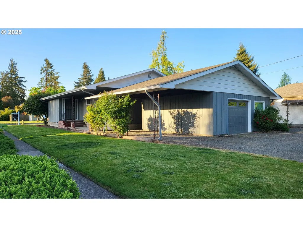 345 14th Street Springfield OR 97477