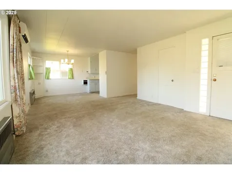 345 14th Street Springfield OR 97477