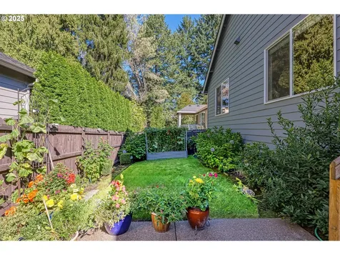 16297 SW 113th Avenue Portland OR 97224