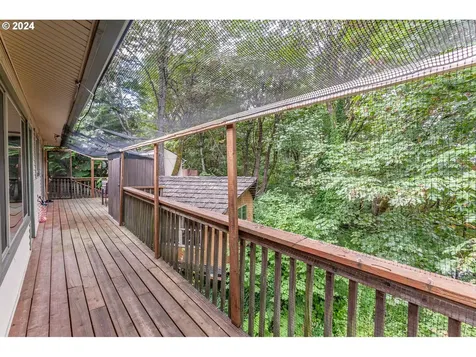 7303 SE 103rd Avenue Portland OR 97266