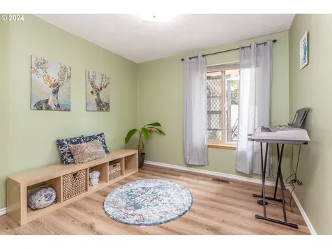 7303 SE 103rd Avenue Portland OR 97266