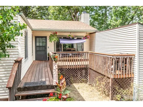 7303 SE 103rd Avenue Portland OR 97266