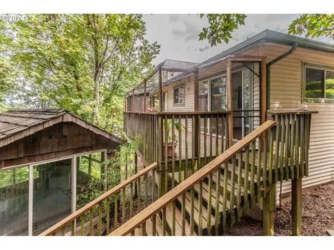 7303 SE 103rd Avenue Portland OR 97266