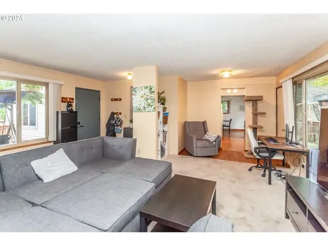 7303 SE 103rd Avenue Portland OR 97266
