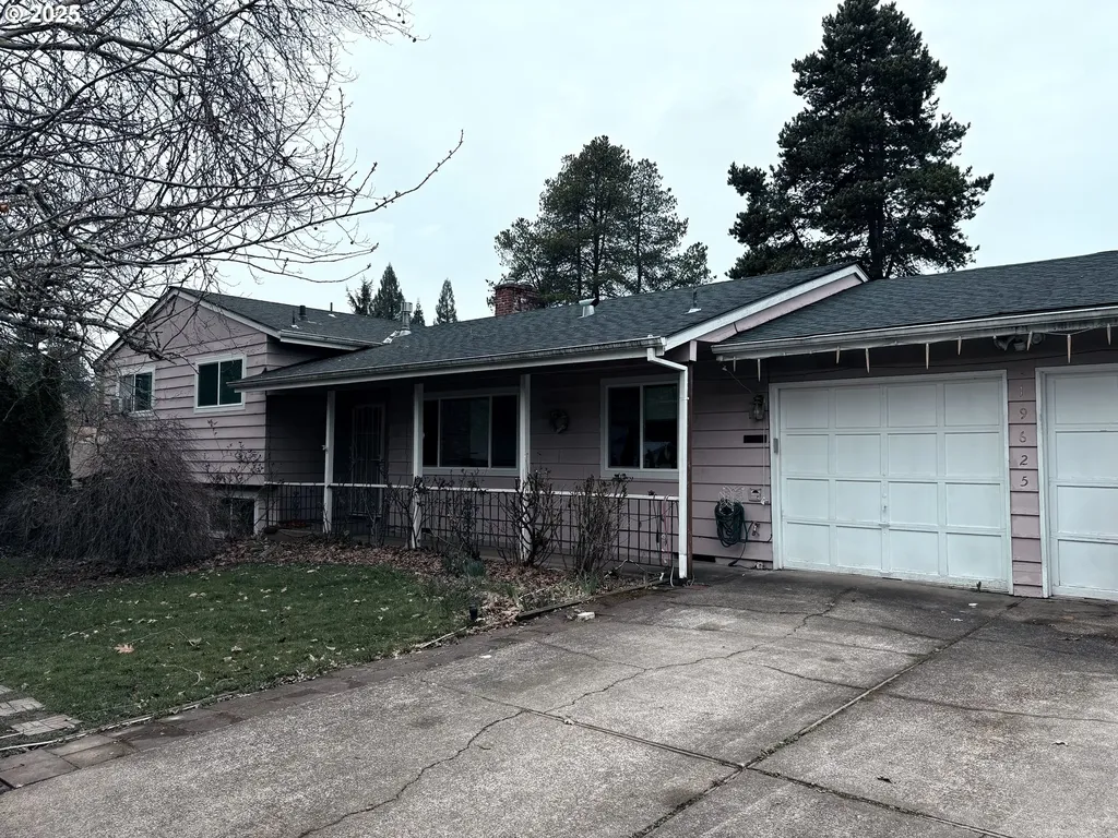 19625 SW Madeline Street Beaverton OR 97078