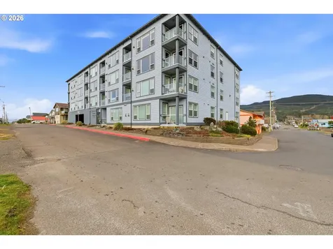 300 N Pacific Street Rockaway Beach OR 97136