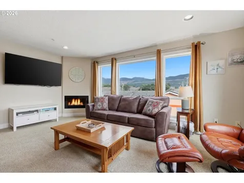 300 N Pacific Street Rockaway Beach OR 97136