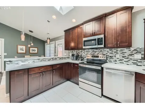 1140 NE 126th Avenue Portland OR 97230