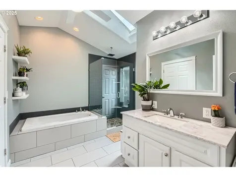 1140 NE 126th Avenue Portland OR 97230