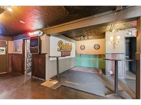 2530 NE 82nd Avenue Portland OR 97220