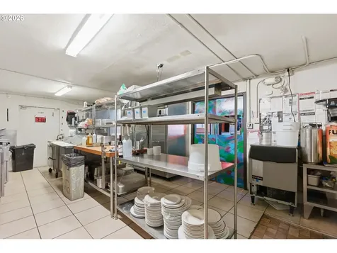 2530 NE 82nd Avenue Portland OR 97220