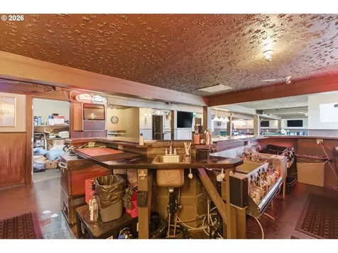 2530 NE 82nd Avenue Portland OR 97220